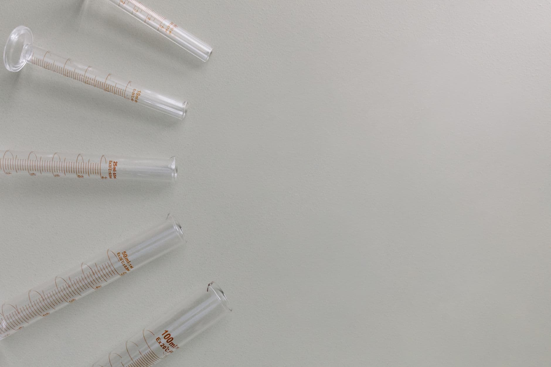 Graduated glass cylinders with printed scales