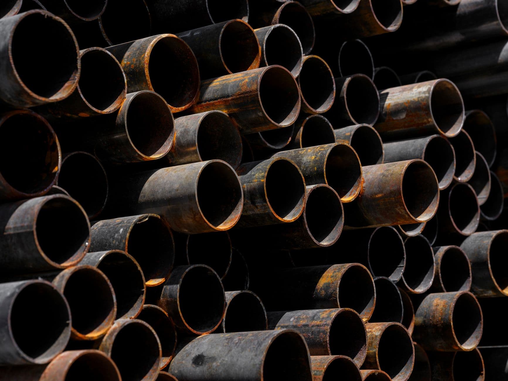 Stacked steel pipe