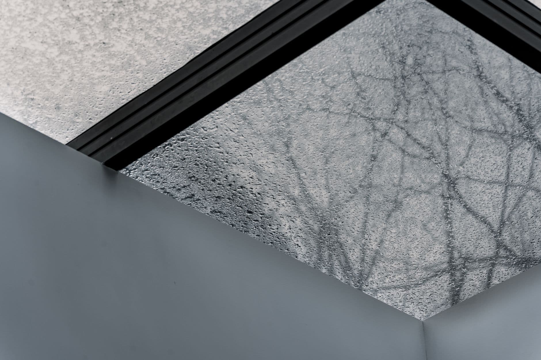 Overlapping panels of frosted glass